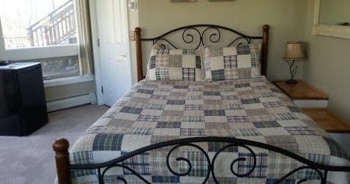 Stone Waters Inn Bellaire Esterno foto